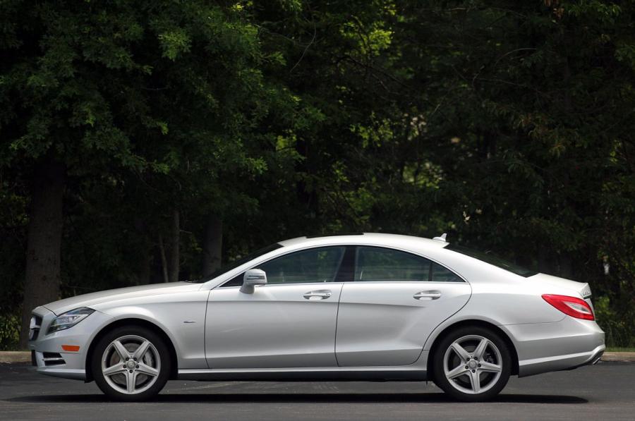  Mercedes-Benz CLS550 2012 года  (фото 40 из 121)